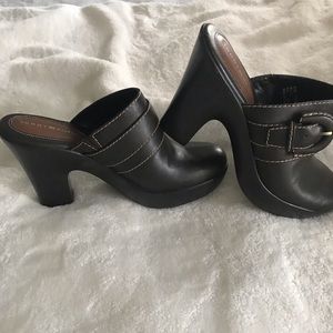 Tommy Hilfiger platform shoes